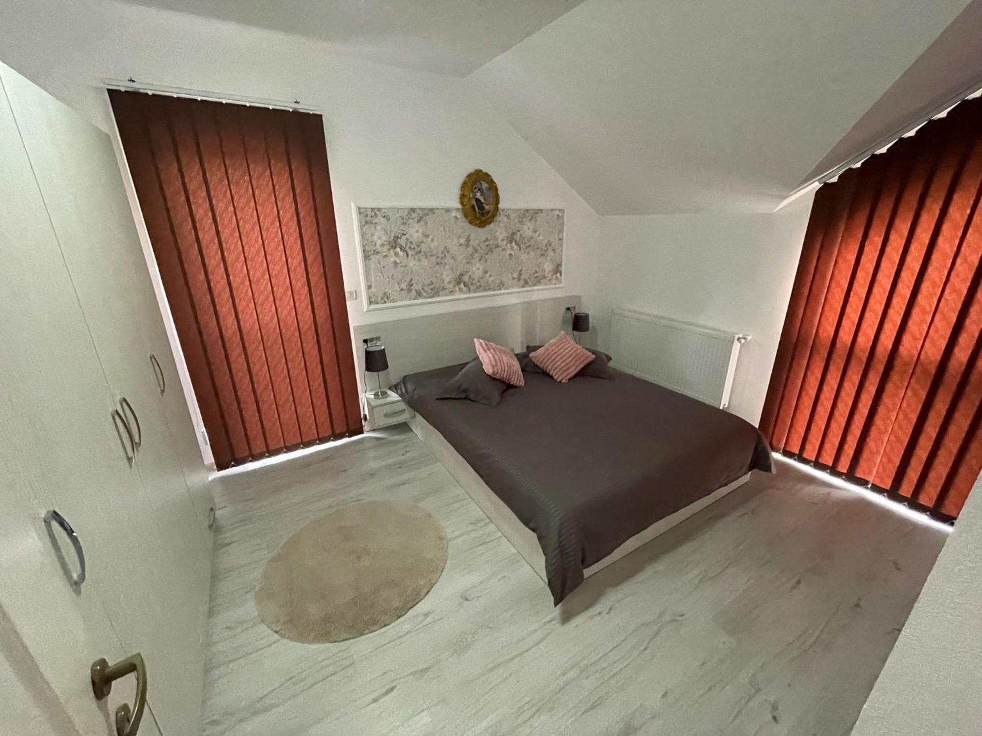 Sara Apartament Lugoj Dış mekan fotoğraf